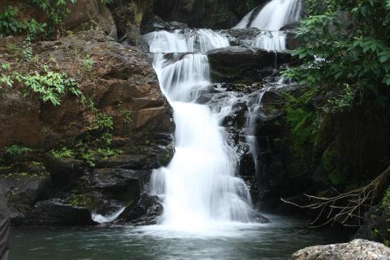 Day 04: Gokarna – Yana Caves – Vibhuthi Falls – Mirjan Fort – Departure